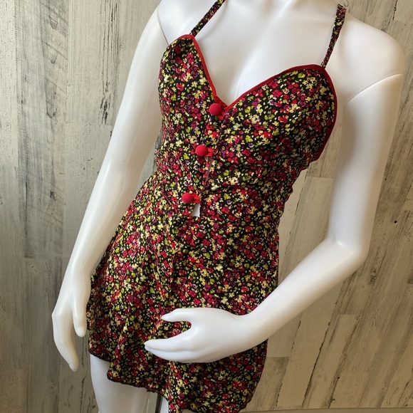 Cute Floral Sweetheart Neckline Dress - Picture 1 of 8